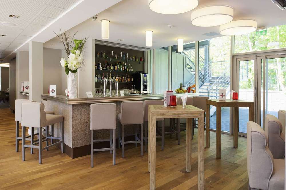 Best Western Plus Paris Meudon Ermitage Restoran gambar