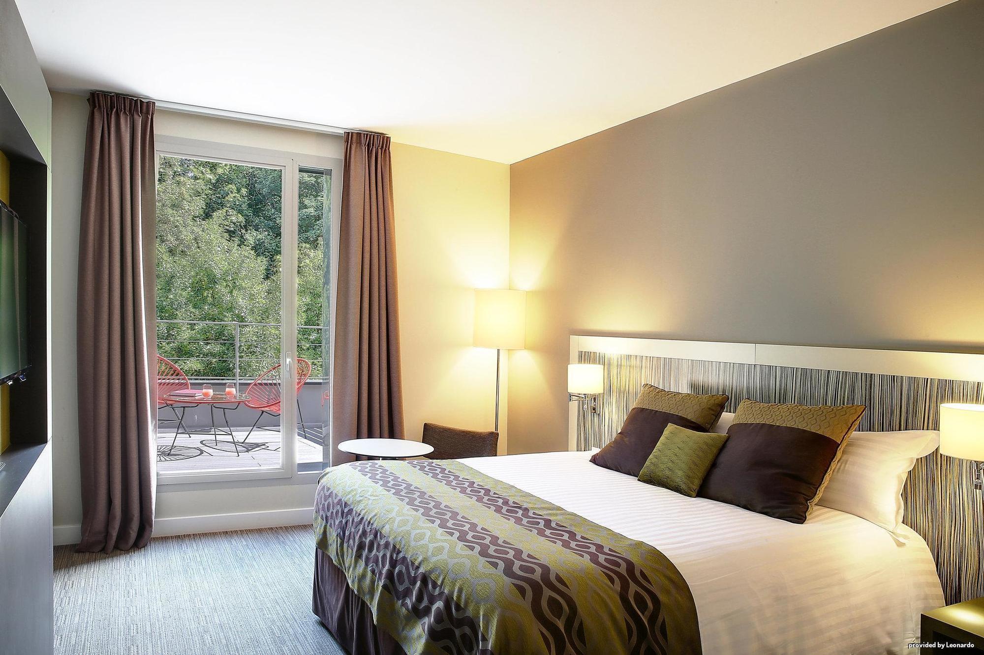 Best Western Plus Paris Meudon Ermitage Bilik gambar